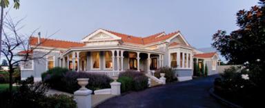1890s urban homestead, restored, wooden 