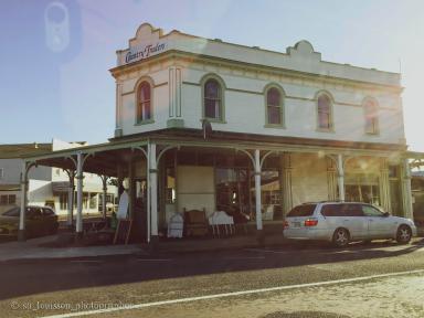 Historic Building Waipawa  