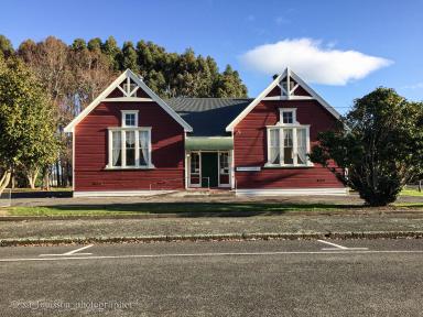 Old School House Otane 